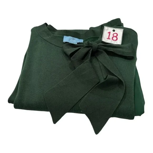Cece Small Green Dress withh Sheer Sleeves and Bow - Picture 8 of 10